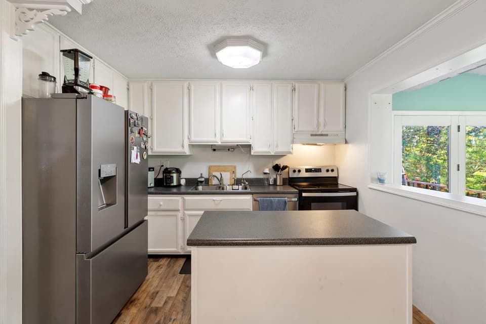 660 Black Bear Run Road, photo 11 of 40