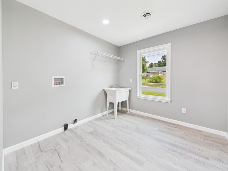 360 Church Street, photo 30 of 40