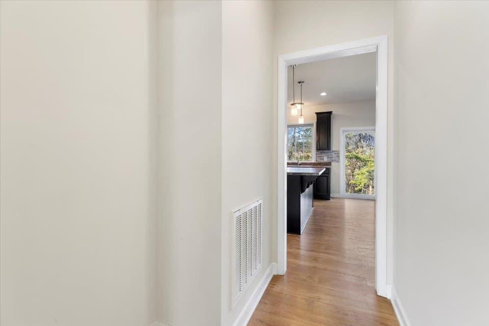 820 Jefferson Circle, photo 36 of 40