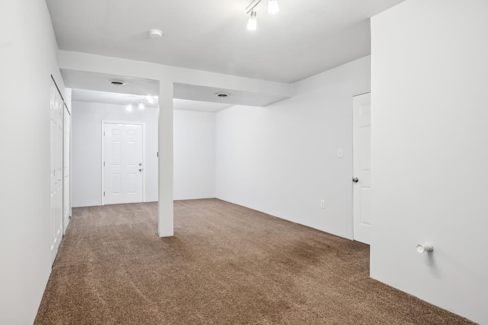 145 Wistaria Drive, photo 36 of 40