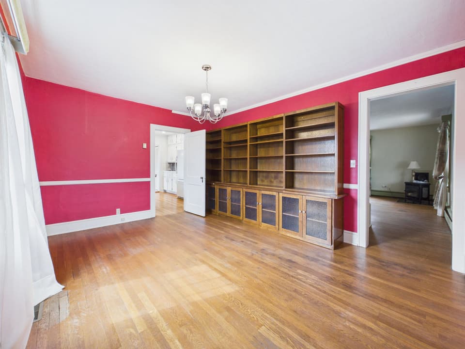 100 Alleghany Street SE, photo 20 of 40