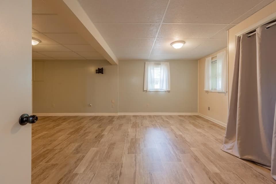 265 Mulberry Drive, photo 35 of 40