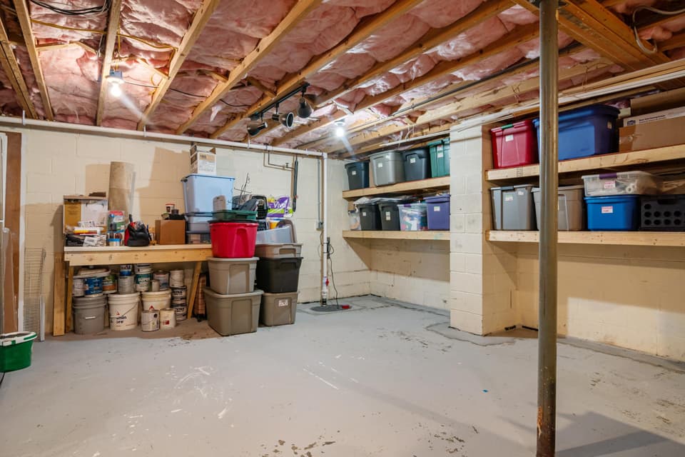 505 Willow Drive, photo 34 of 40
