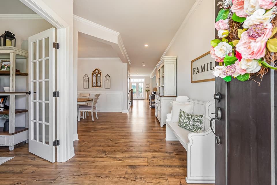 1042 Round Meadow Drive, photo 5 of 40