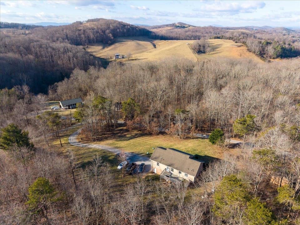 2585 Indigo Road, photo 28 of 35