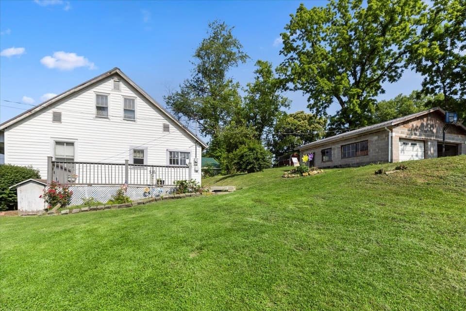 1160 Montgomery Street, photo 21 of 40