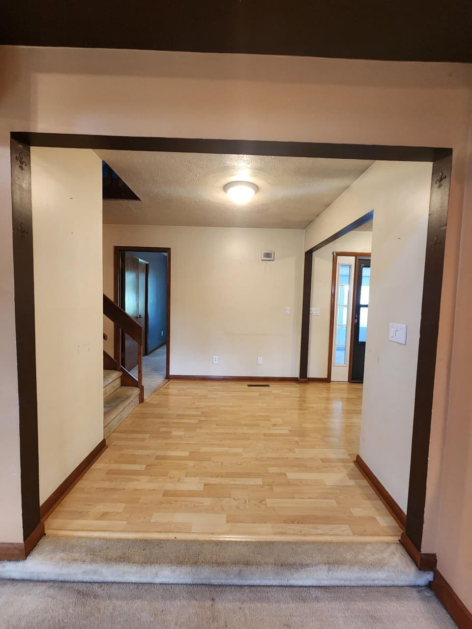 930 Stafford Dr, photo 19 of 39
