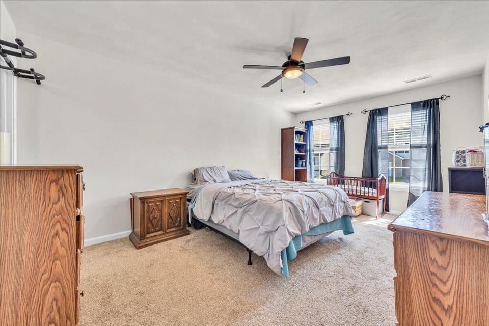 400 Chelsea Loop, photo 17 of 38