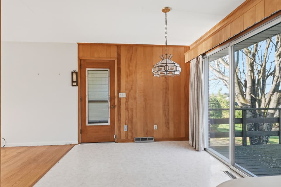 280 Cheverly Drive, photo 9 of 40