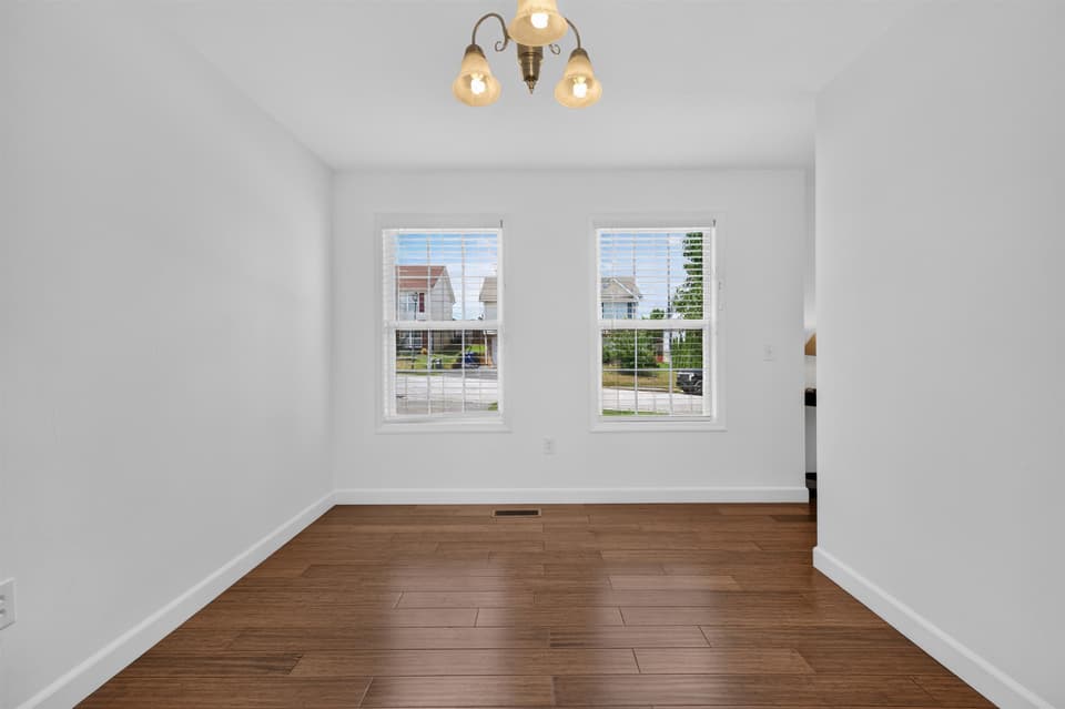 230 Chelsea Loop, photo 20 of 40
