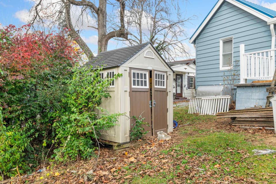 675 Harless Street, photo 30 of 30