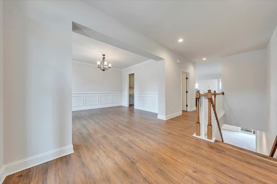 1135 Round Meadow Drive, photo 4 of 40