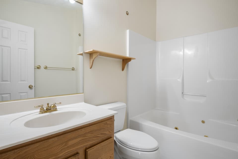 255 Gold Leaf Drive, photo 16 of 28