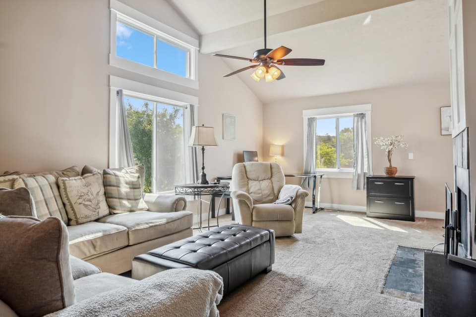 475 Chrisman Street, photo 8 of 40