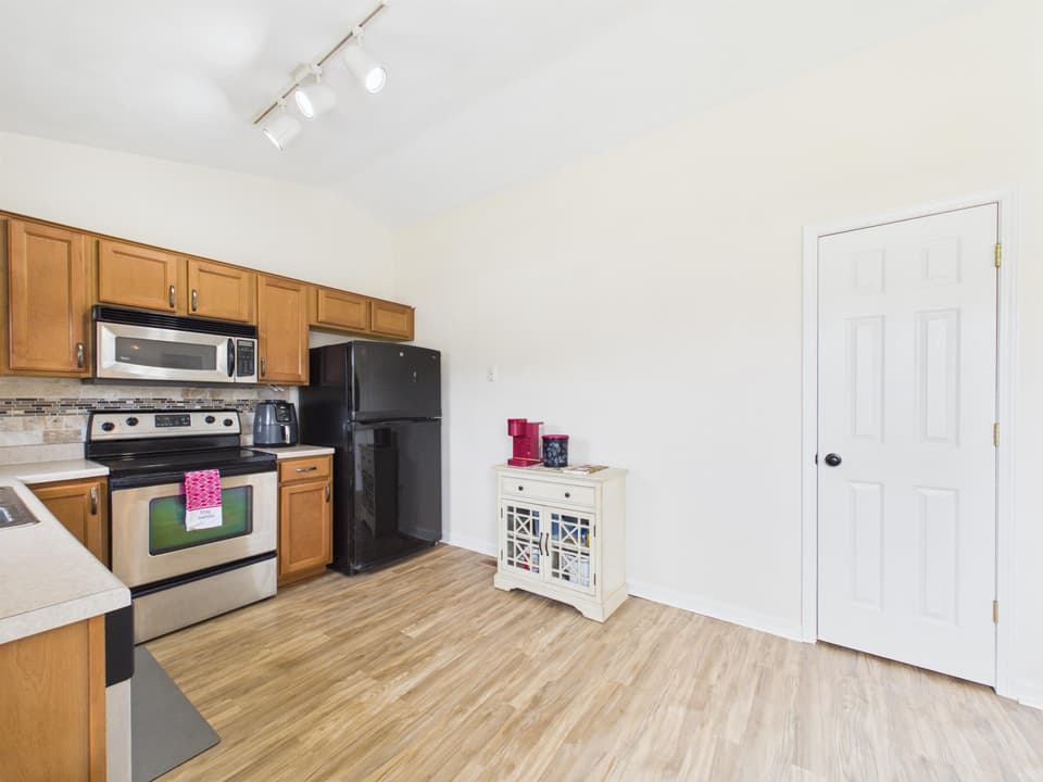 110 Aster Lane, photo 18 of 40