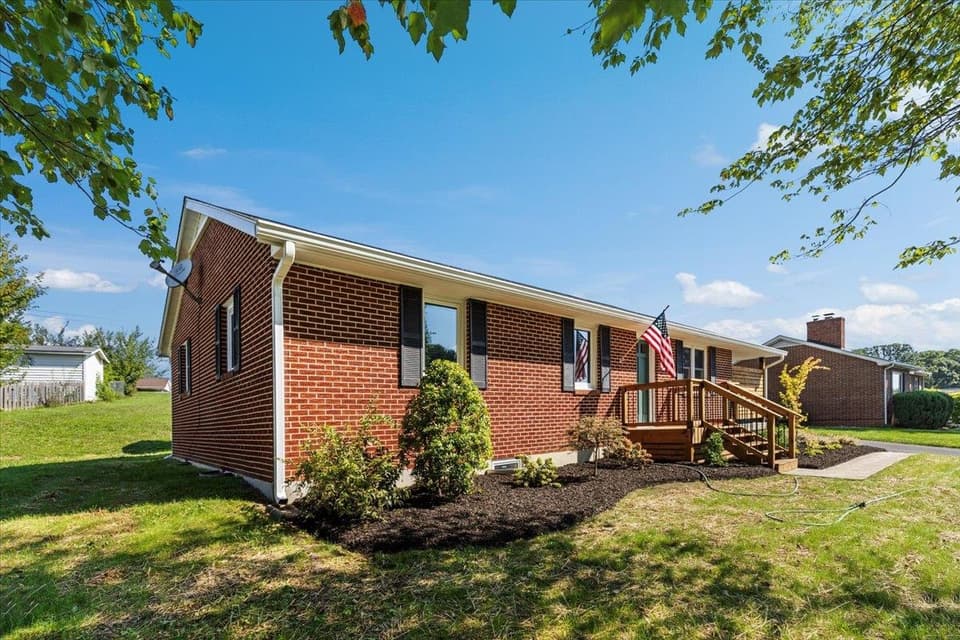 60 Griggs Street, photo 23 of 40