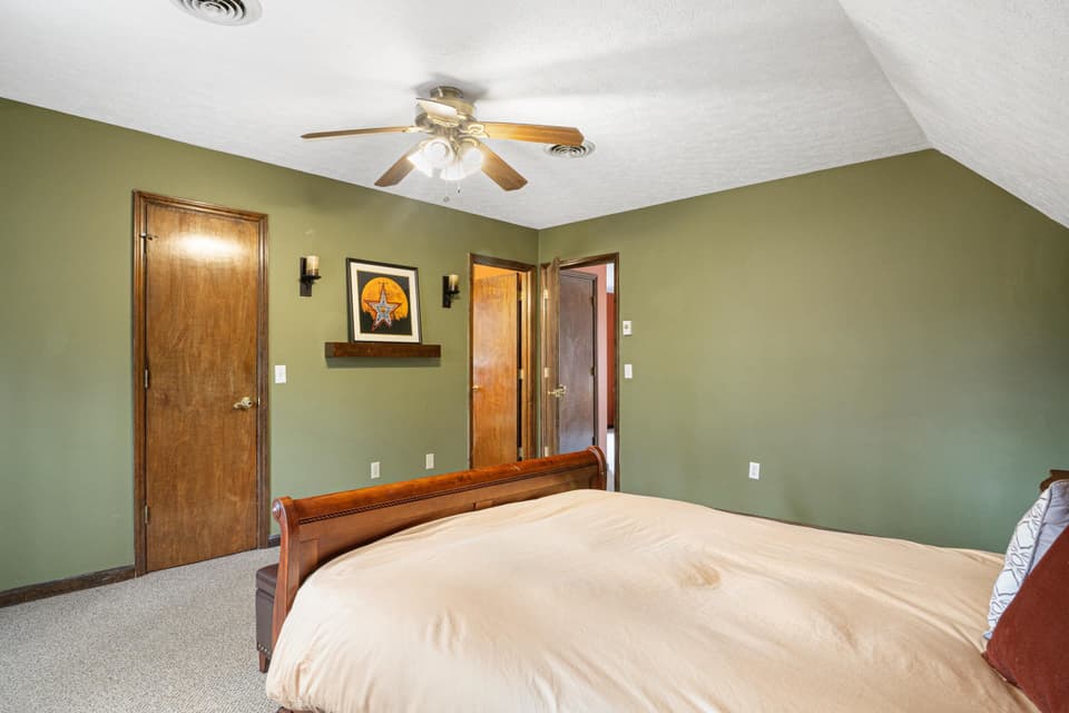 395 Arrowhead Trail, photo 31 of 40