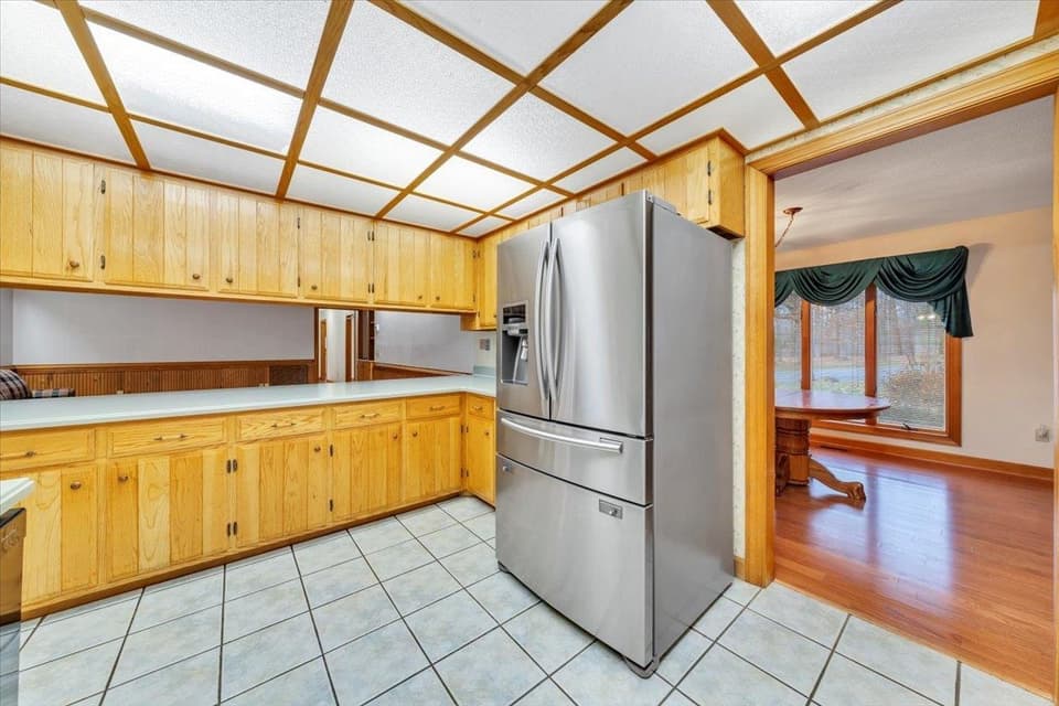 290 Patricia Lane SE, photo 18 of 40