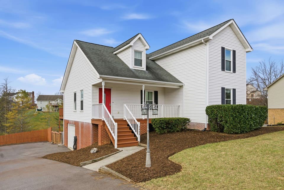 1065 Juniper Drive NW, photo 2 of 40