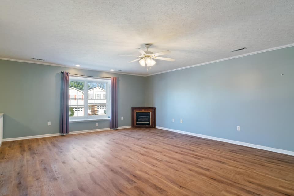 135 Justin Lane, photo 5 of 38
