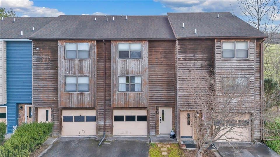 2615 Glade Drive SE, Christiansburg, photo 2
