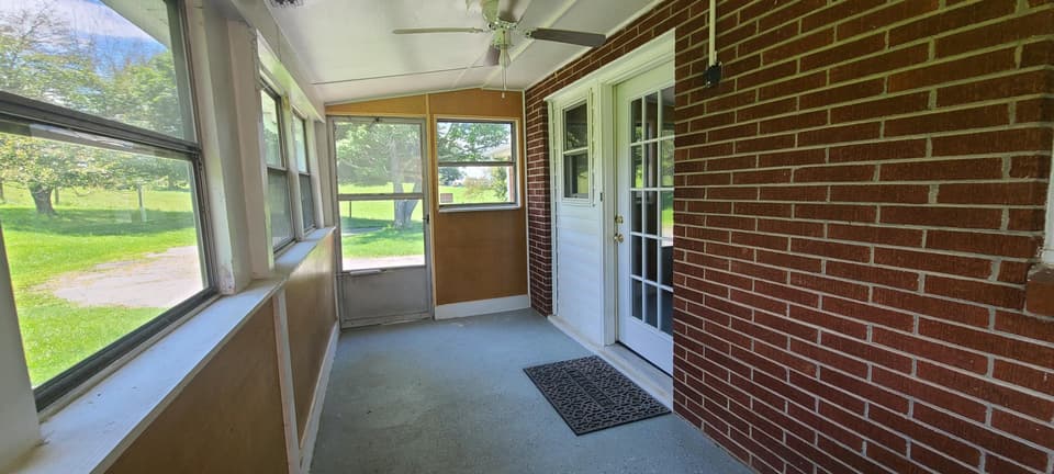 1699 Harman Dr, photo 23 of 39