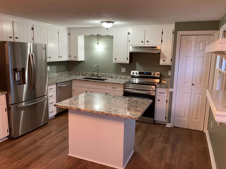 995 Beaver Dr NW, photo 6 of 18