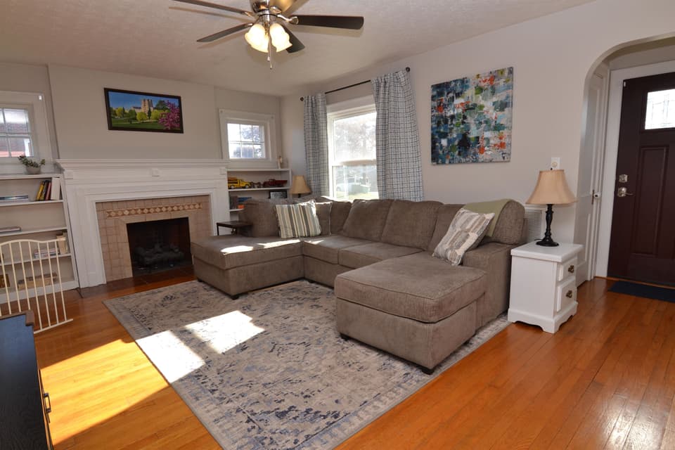 195 Church Street, photo 7 of 40