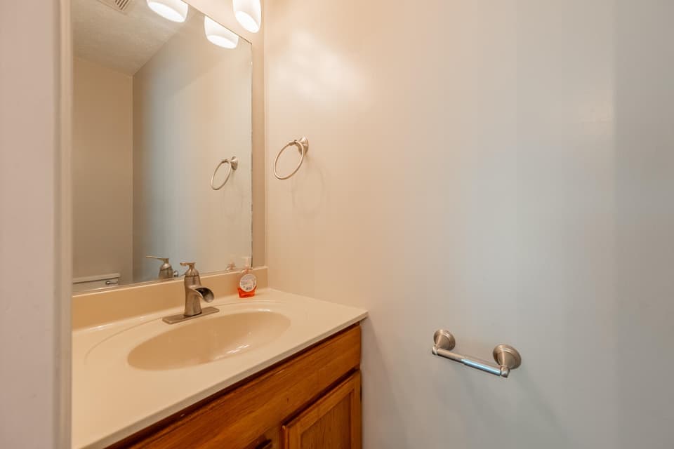 375 Warren Street, photo 19 of 40