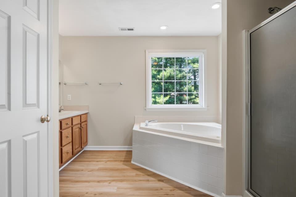 55 Sapphire Avenue, photo 30 of 40