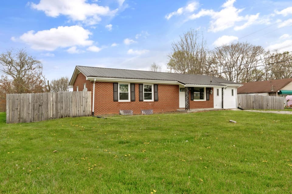 4090 Roanoke Street, photo 33 of 40