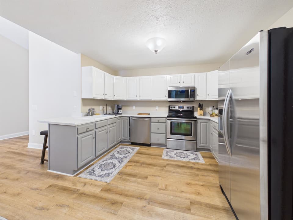 480 Gold Leaf Drive, photo 9 of 40