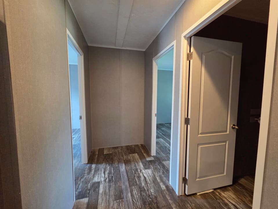 80 Boxwood Drive, photo 28 of 40