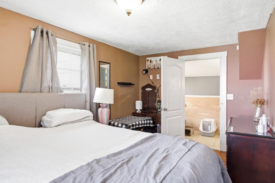 220 Mitchell Street, photo 21 of 30