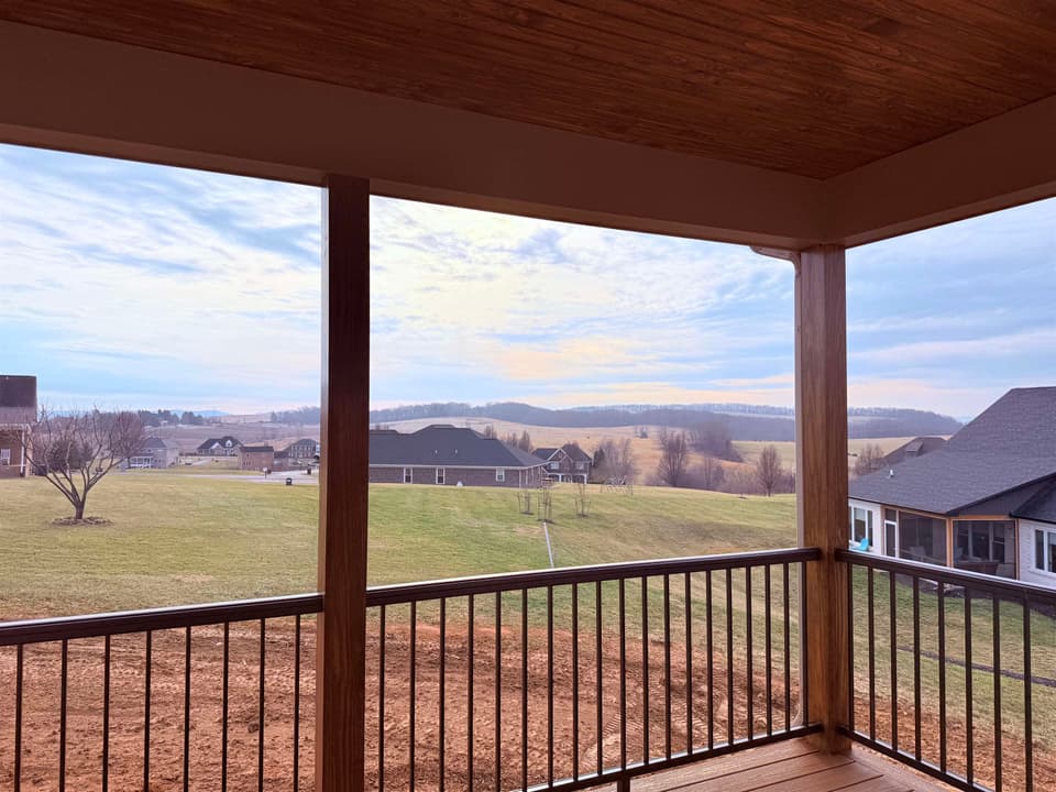 2240 Peakland Way, photo 38 of 40