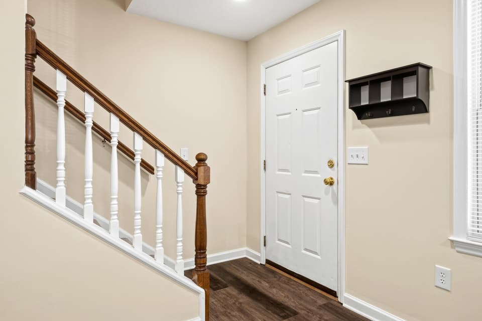 420 Wimmer Street NW, photo 9 of 40
