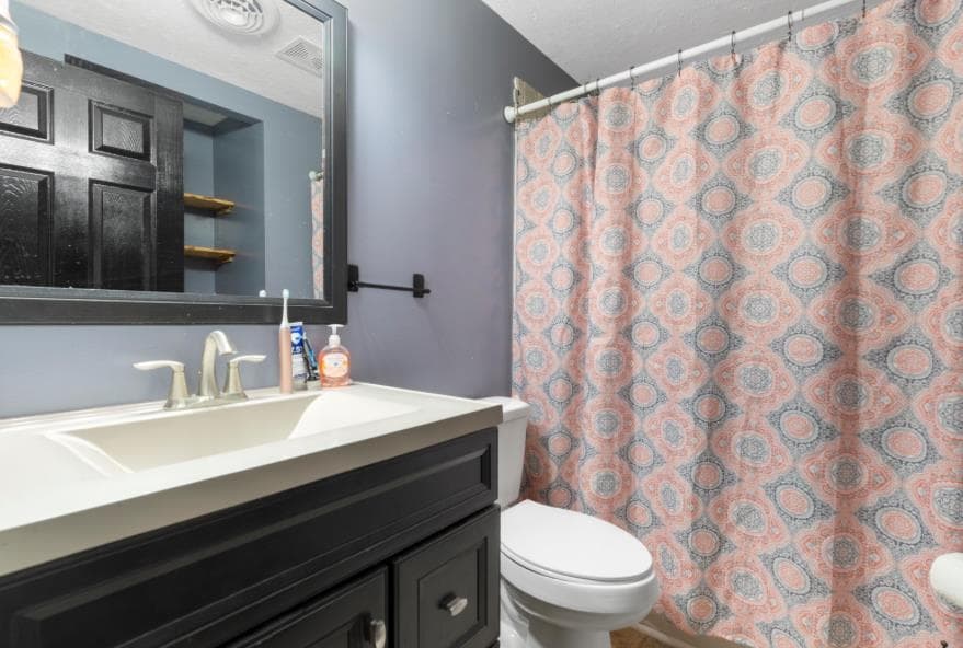 60 Betty Drive, photo 22 of 40