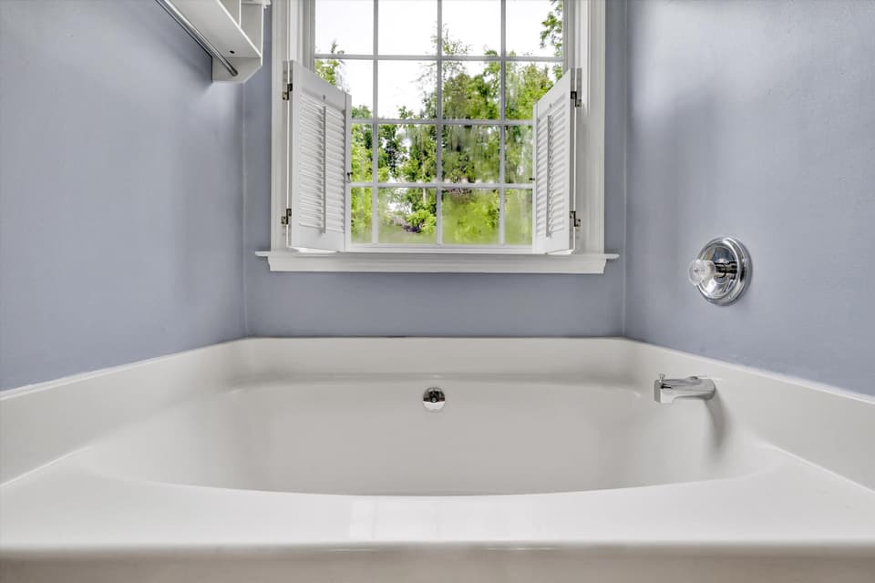 135 Sapphire Avenue, photo 36 of 40