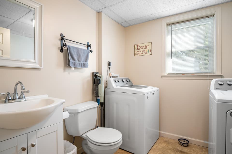 505 Willow Drive, photo 33 of 40
