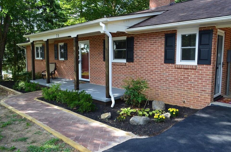 75 Almetta Avenue, photo 5 of 38