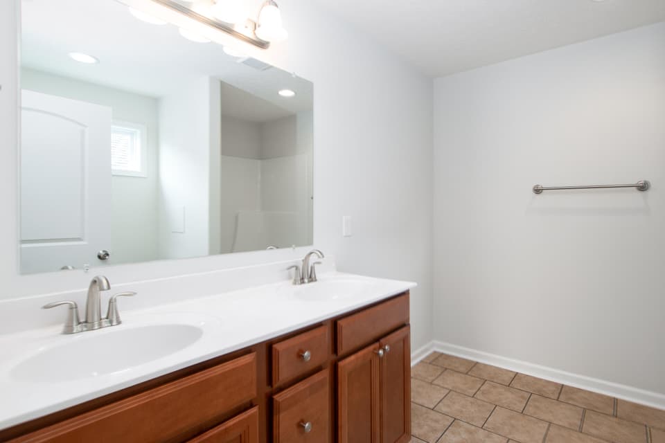 2050 Glade Drive SE, photo 22 of 34