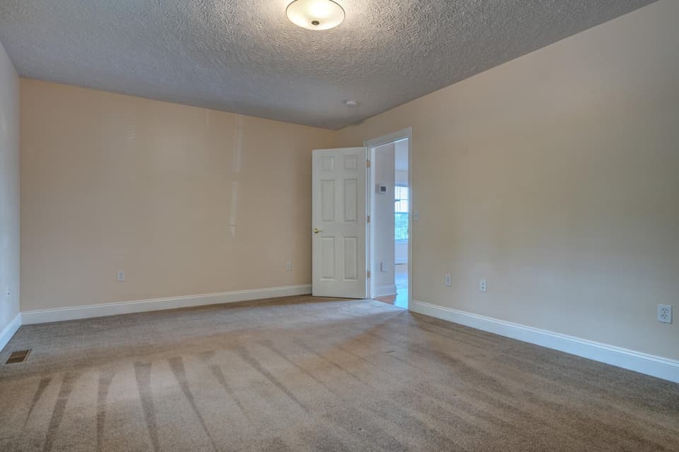 295 Tall Oak Boulevard, photo 16 of 34