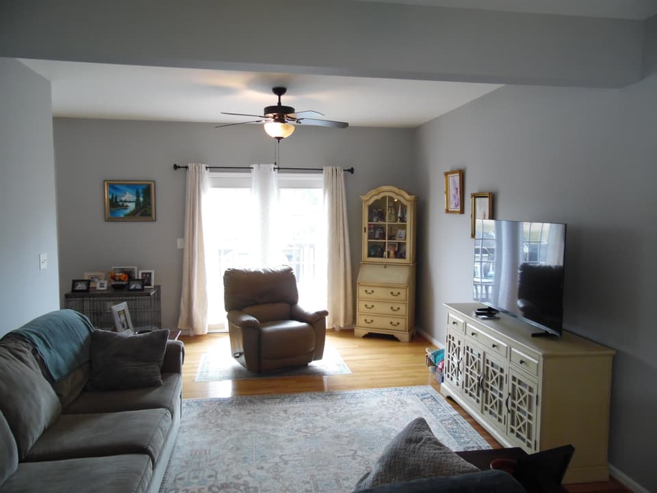 635 Keystone Drive NW, photo 7 of 22