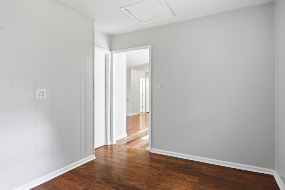 315 Cherokee Drive Unit B, photo 16 of 32