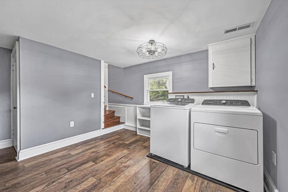 215 S Hill Dr, photo 20 of 37