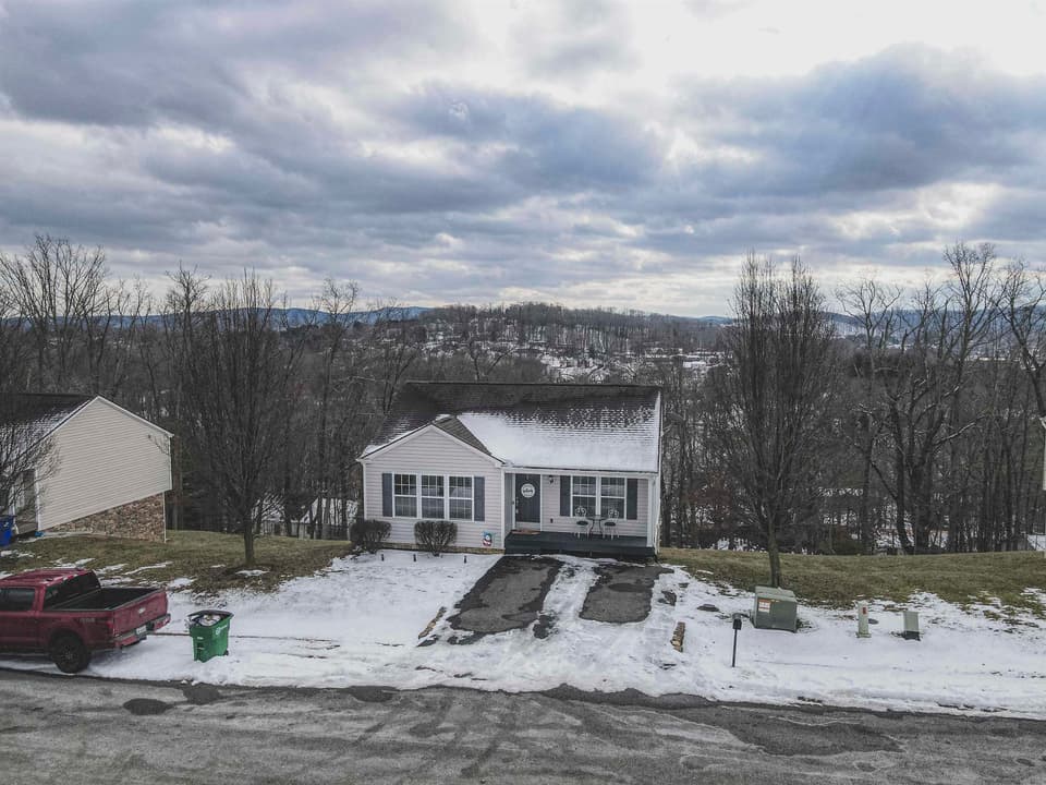 190 Robin Hood Drive, photo 31 of 40