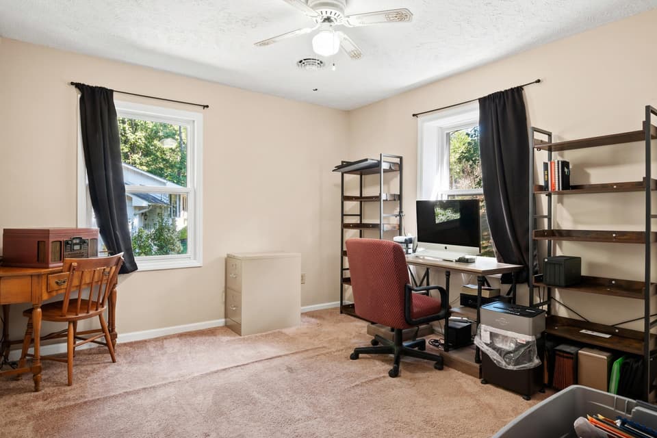 415 Tomahawk Drive, photo 24 of 40
