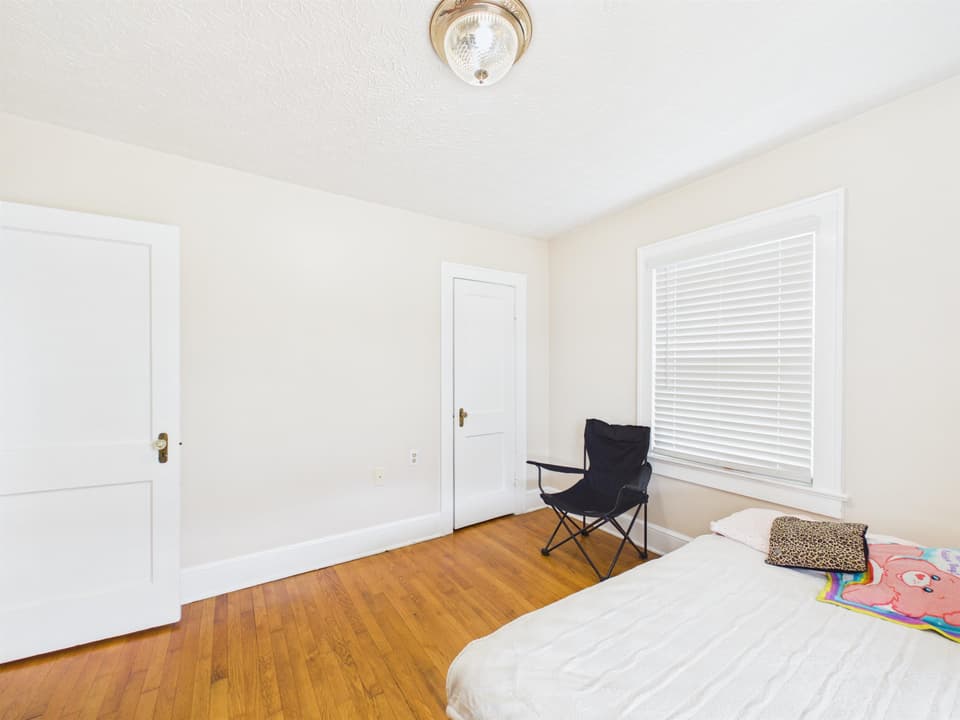 195 Church Street, photo 34 of 40