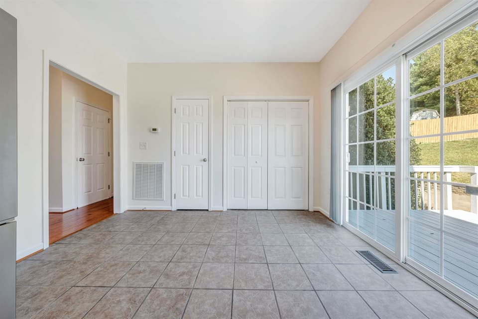 1415 Kensington Way, photo 21 of 40