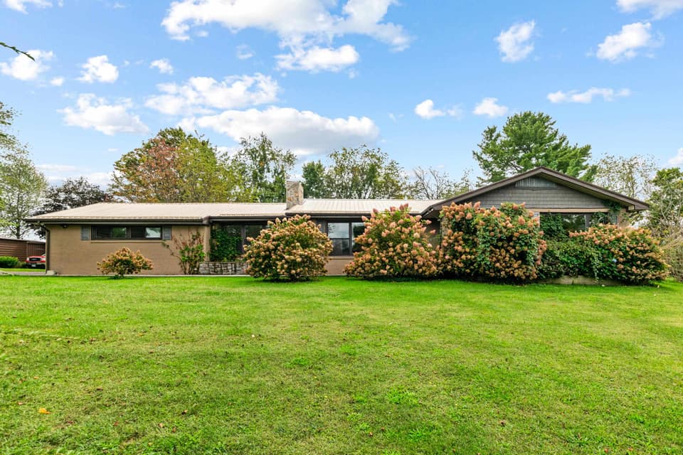 1435 Mud Pike Road, Christiansburg, VA